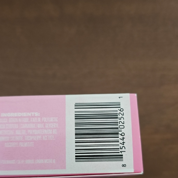 Jeffree Star Translucent Setting Powder - Picture 3 of 3